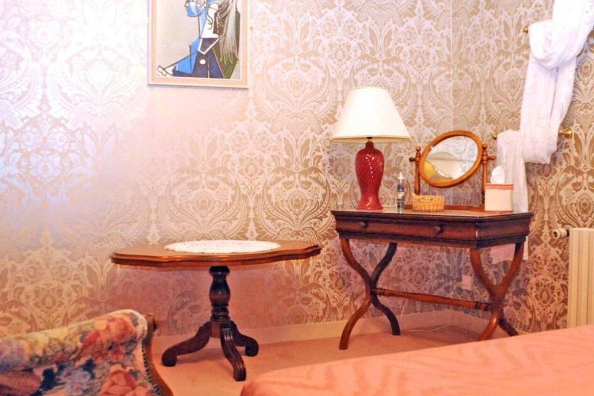 1 Bedroom House 20Min Walk To Centre In Tournus Exteriör bild